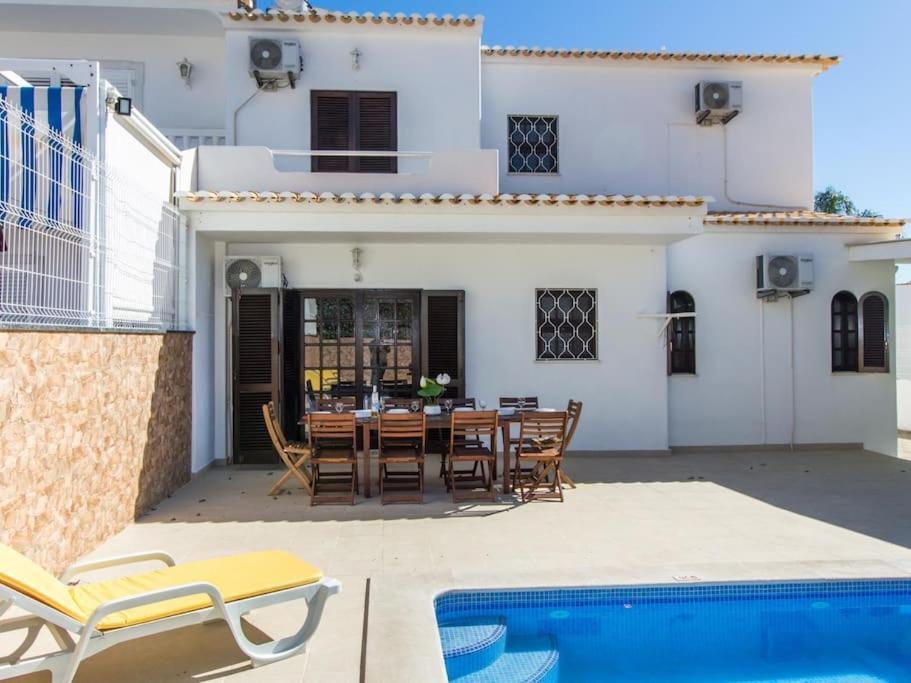 Villa Dogueno- Privat Pool & Privacy & Albufeira Center 外观 照片